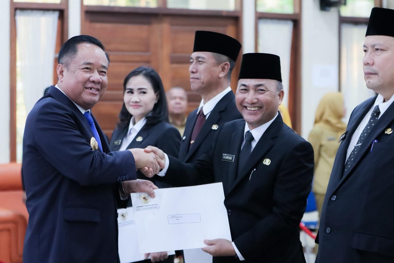 Gubernur Herman Deru Tunjuk Apriyadi Jadi Asisten 1 Pemprov Sumsel