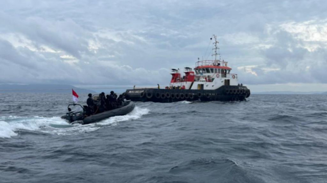 TNI AL Tangkap 2 Kapal Pengangkut Nikel Ore Ilegal untuk PT IMIP Morowali