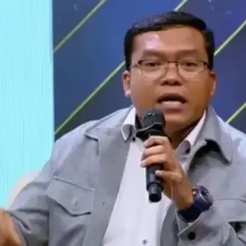 Pengamat Politik ini Murka Roy Suryo Cs Jadi Tersangka Kasus Jokowi karena Hal Sepele: Musibah Kita Punya Negara