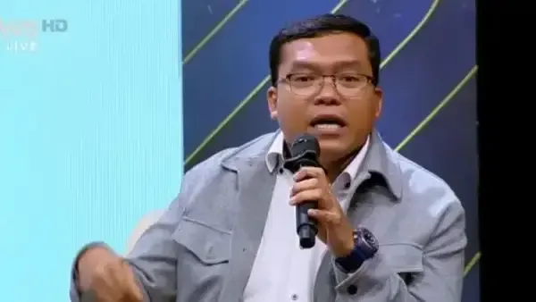 Pengamat Politik ini Murka Roy Suryo Cs Jadi Tersangka Kasus Jokowi karena Hal Sepele: Musibah Kita Punya Negara