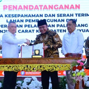 Penandatanganan  Nota Kesepahaman dan Serah Terima Lahan Pembangunan Pelabuhan Tanjung Carat
