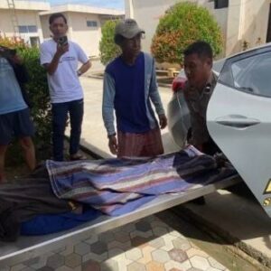 Pria Lansia Tewas Tenggelam di Pantai Manakarra, Polisi Lakukan Evakuasi Cepat