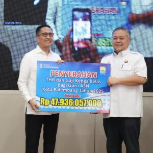 Ratu Dewa Cairkan Dana APBD Rp 47 M Buat Guru guru di Kota Palembang