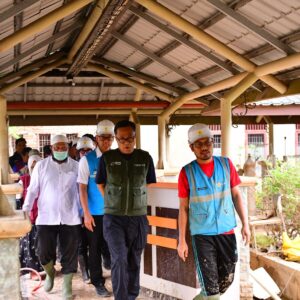 Direksi dan Relawan PLN Turun Langsung Pastikan Percepatan Pemulihan Fasilitas Umum di Aceh