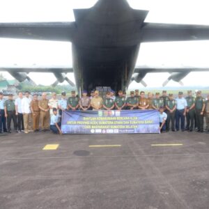 Sumsel Kembali Berangkatkan Bantuan Kemanusiaan Dengan Pesawat Hercules untuk Tiga Provinsi Terdampak Bencana di Sumatera