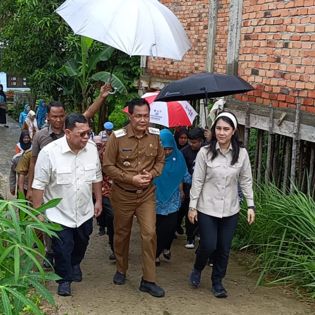 Kunjungan Kerja Wamen BKKBN ke Muara Enim, Bupati Launching Program Besar: PKH Membara, Sekolah Lansia, dan Penguatan Penanganan Stunting