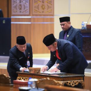 Gubernur Herman Deru Apresiasi DPRD Sumsel atas Dua Raperda Inisiatif Strategis