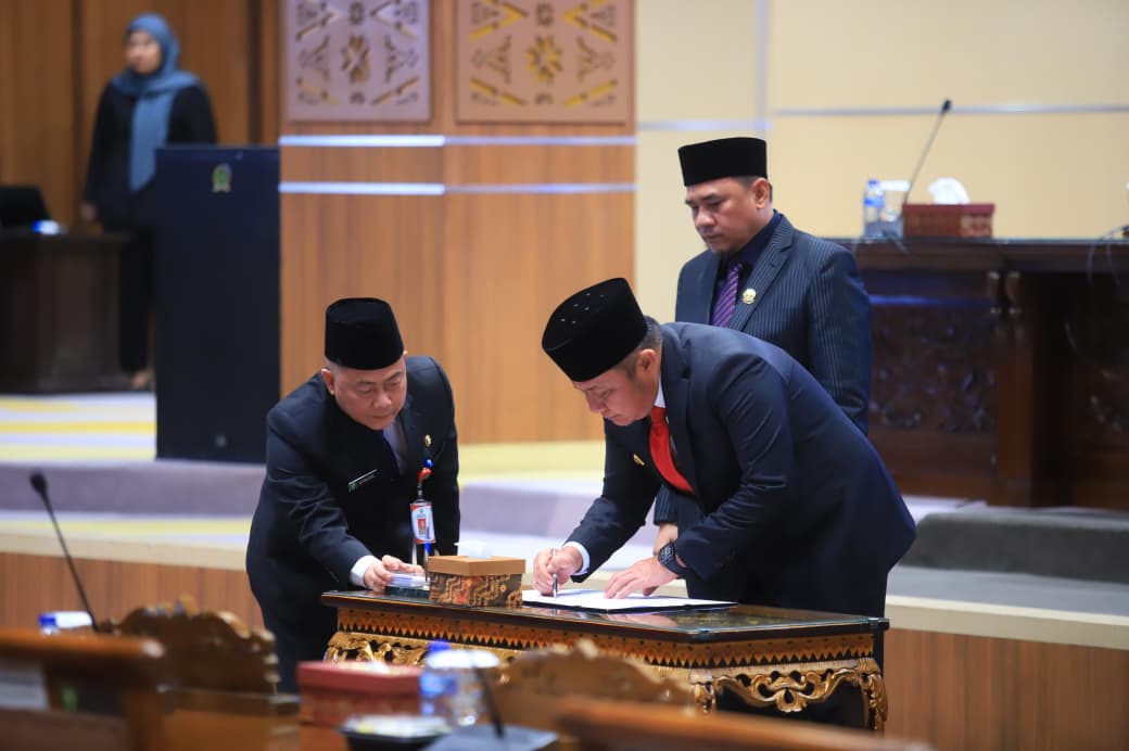 Gubernur Herman Deru Apresiasi DPRD Sumsel atas Dua Raperda Inisiatif Strategis