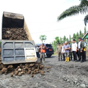 Jalan Sekayu–Musi Rawas yang  Viral di Medsos, Herman Deru: Perbaikan Sudah Ditenderkan dengan Anggaran Rp Rp170 miliar