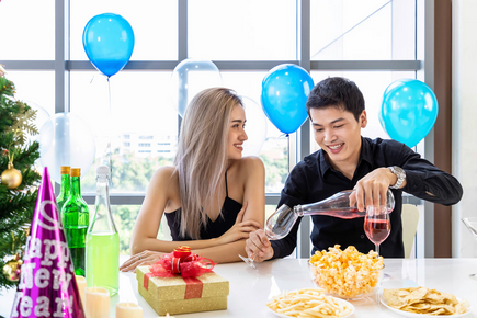 Tips dan Trik Jitu Nembak Cewek di Malam Tahun Baru