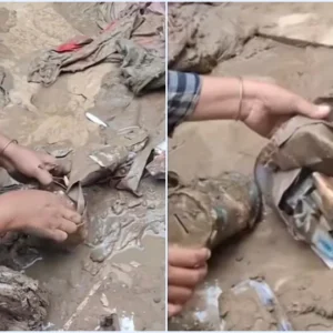 Viral!  Video Tabungan Haji Pasutri Korban Banjir Ditemukan Utuh di Tengah Lumpur