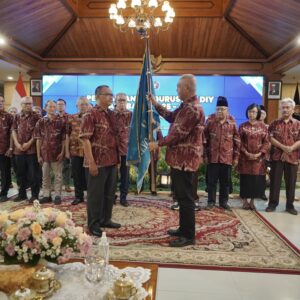Pengurus PWI DIY 2025–2030 Dilantik di Hadapan Sri Sultan HB X, Tegaskan Etika Pers di Era Viralitas