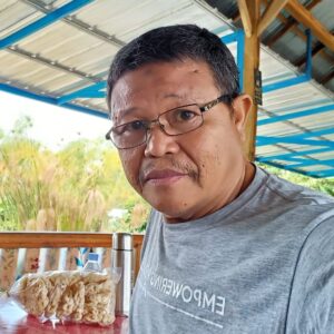 SEMENDE BERADATKAN TUNGGU TUBANG