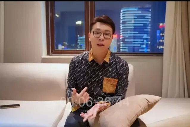 Diperiksa Perdana Sebagai Tersangka, dr Richard Lee Tunjukan Kejanggalan saat Tiba di Polda Metro Jaya
