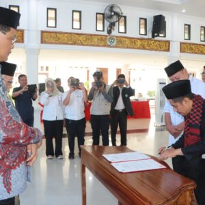 Bupati Muara Enim Teguhkan Sinergi Ulama-Umaro; Pengurus MUI Tingkat Kecamatan Dilantik