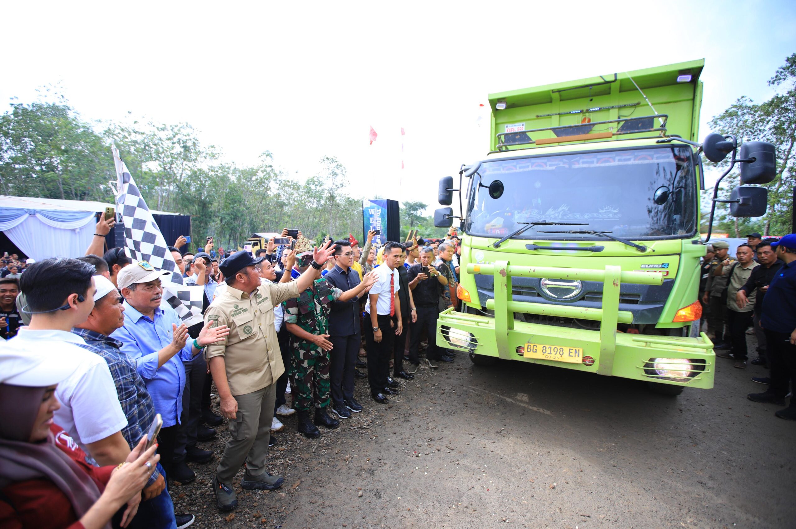 Peresmian Jalan Khusus Batubara milik PT Levi Bersaudara Abadi yang terhubung dengan Stockpile PT Servo Lintas Raya di Kabupaten Lahat
