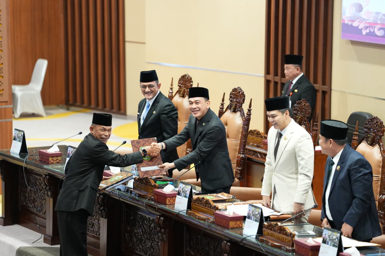 Rapat Paripurna DPRD, Simak Pandangan Umum 8 Fraksi Terkait Raperda Sumsel Energi Gemilang
