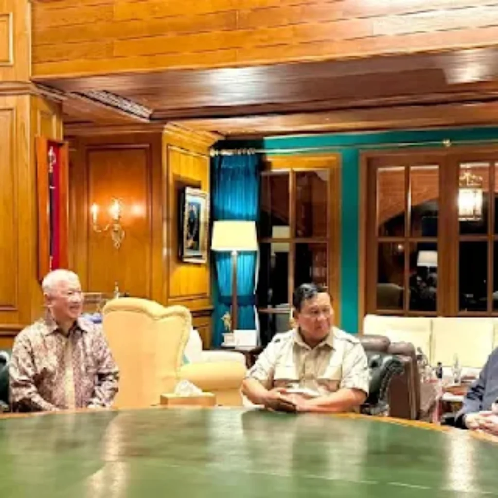 Presiden Prabowo Diskusi 4,5 Jam dengan Lima Taipan di Hambalang, Bahas Apa?