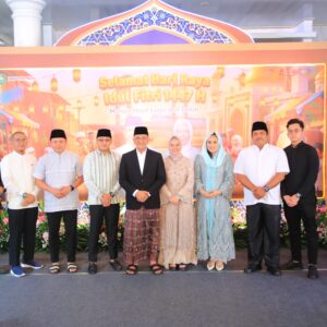 Sekda Sumsel Edward Candra ,Gelar Open House Idul Fitri, Pererat Silaturahmi dengan Masyarakat