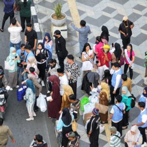 TP PKK Palembang dan RA Group Wujudkan Kepedulian Sosial Ramadhan Lewat Takjil Gratis