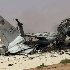 Bikin Ngakak!, Amerika Serikat Teriak Menang, Iran Malah Eksis Bombardir dan Hancurkan AWACS serta Tenggelamkan Kapal Perang AS