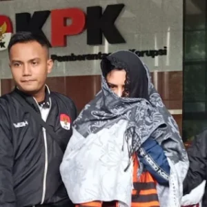 KPK Jangan Fokus ke Korupsi Ecek-Ecek, tetapi Keluarga Jokowi Dibiarkan Bebas!