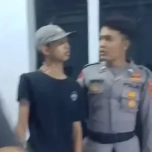 Viral! Video Polisi Amankan Teman Sendiri karena Petasan di Pademangan, Berakhir Minta Maaf