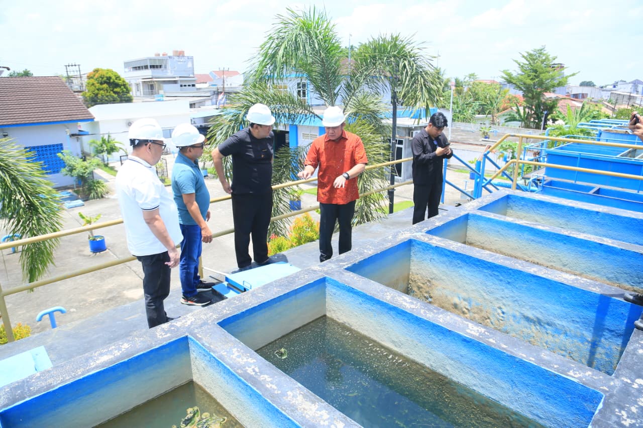 Tanggapi Keluhan Air Bersih, Gubernur Sumsel Tinjau PT Tirta Sriwijaya Maju