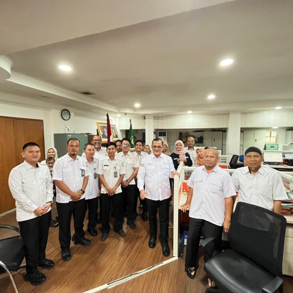 Sekda Sumsel Kunjungi ke Beberapa Kantor OPD Usai Libur Idul Fitri, Pastikan Pelayanan Publik Tetap Prima