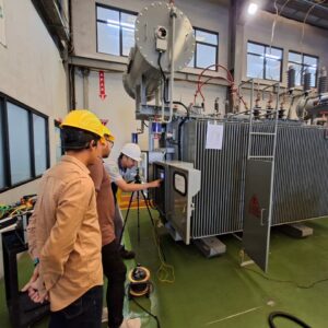 Dukung Gaya Hidup Listrik dengan Peningkatan Keandal, PLN UP3 Palembang Uji Kualitas AVR di Pabrikan