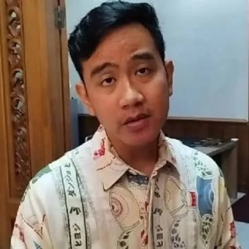 Instagram Wapres Gibran Ketahuan Follow Akun Judi Online