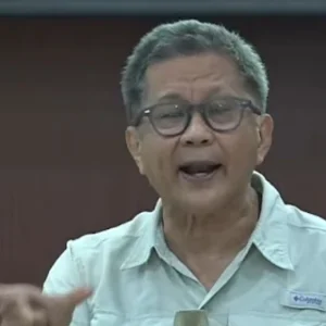 Rocky Gerung: Gibran Layak Diturunkan!