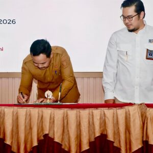 Wakil Bupati Abdur Rohman  Serahkan LKPD Muba ke BPK Sumsel