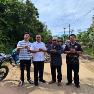 Akses Nyaris Terputus, Pemkab Muba Tanggap Darurat Pulihkan Jalan Sungai Keruh