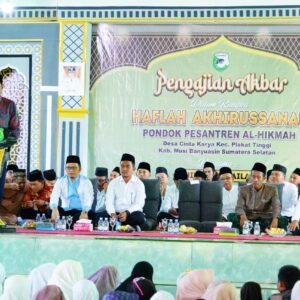 Bupati Muba Hadiri Haflah Akhirussanah Pondok Pesantren Al-Hikmah; Tekankan Pentingnya Benteng Agama bagi Generasi Muda