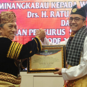Ratu Dewa Terima Gelar Adat Minangkabau “Sutan Malin Batuah”