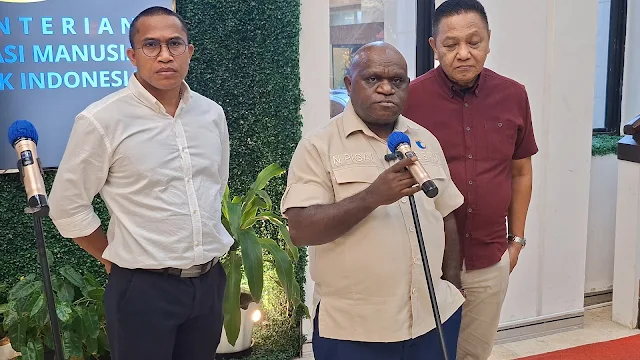 Menteri HAM Natalius Pigai Tegur Meutya Hafid: Jangan Kriminalisasi Amien Rais!