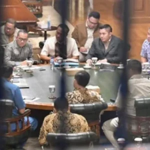 Pertemuan di Hambalang Jadi Sinyal Gravitasi Kekuasaan di Tangan Presiden Prabowo