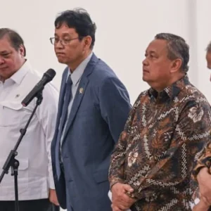 Rupiah Nyungsep Babak Belur, Presiden Prabowo Panggil Purbaya hingga Bos Bank Indonesia ke Istana