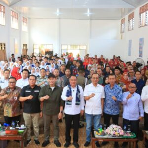 Wagub Sumsel Cik Ujang Kunjungi SMAN 1 Lubuk Linggau; Tekankan Sinergi dan Kepedulian Lingkungan Hidup