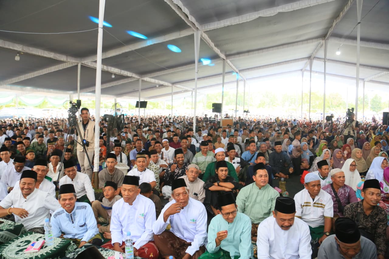 Pengajian Akbar Harlah ke-10 Pondok Pesantren Hidayatullah Mubtadiin Sigam