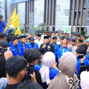 Mahasiswa Demo Gubernur Herman Deru; Ekonomi Masyarakat Sumsel Masih Jauh Dari Hidup Sejahtera