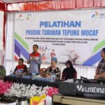 Tangan-tangan Terampil Perempuan Desa Simpang Bayat Kembangkan Usaha Mocaf Bernilai Tambah