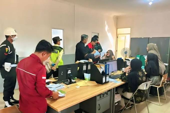 Kejari Muara Enim Geledah Dua Kantor PT R6B, Dalami Dugaan Korupsi Tata Kelola Perkebunan Sawit Tahun 2016–2025