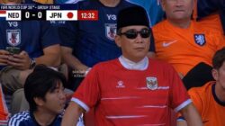 Pria seperti Presiden RI Soekarno Saksikan Langsung Laga Belanda vs Jepang di Piala Dunia 2026, Begini Faktanya!