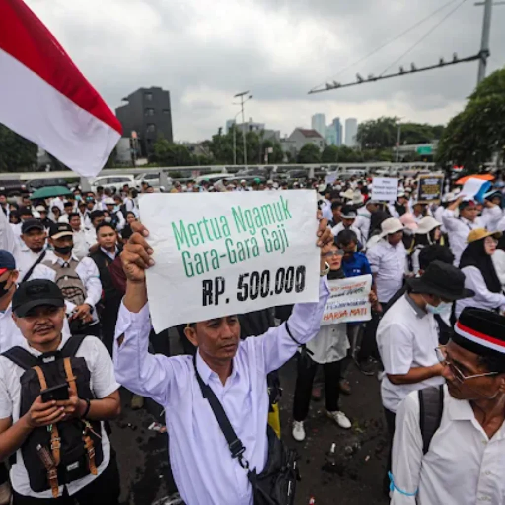 Viral! ada Guru Honorer Digaji Rp 414 Ribu Setelah 40 Tahun Mengabdi, P2G Singgung MBG Gunakan Anggaran Pendidikan