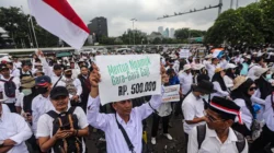 Viral! ada Guru Honorer Digaji Rp 414 Ribu Setelah 40 Tahun Mengabdi, P2G Singgung MBG Gunakan Anggaran Pendidikan