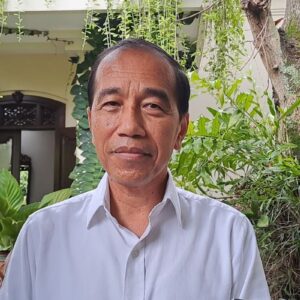 Berpeluang Kalah, Wajar Pengacara Cerdas dan Profesional Menolak Bela Jokowi