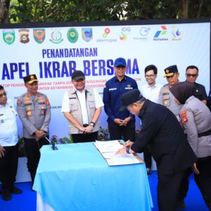 Herman Deru Tegaskan Komitmen Akhiri Illegal Drilling, Pimpin Deklarasi Tata Kelola Sumur Minyak Rakyat di Lahat