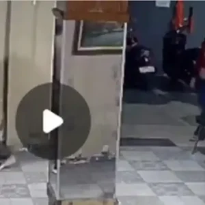 Taufik Hidayat Check In dengan Cewek Lain Saat Masih Sekap Yuvita